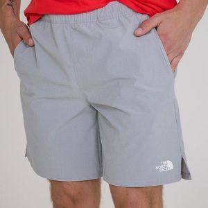 NWOT The North Face Wander Shorts for Men in Grey SZ Large